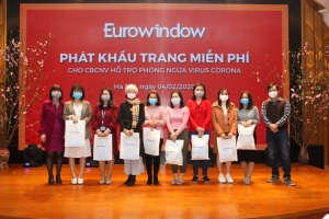  Eurowindow phát khẩu trang miễn phí cho CBCNV phòng ngừa virus Corona