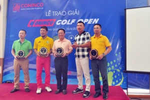  Eurowindow tài trợ giải Coninco Open Golf