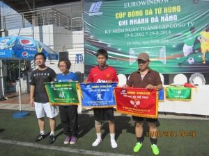  Chi nhánh Đà Nẵng công bố các CLB VHTT và Khai mạc Cúp Bóng đá Tứ hùng
