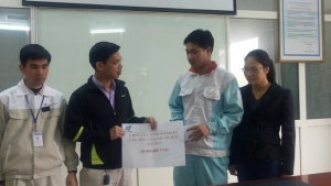  Eurowindow ủng hộ gia đình anh Đỗ Mạnh Hùng, chị Nguyễn Thị Hậu 50 triệu đồng