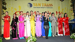  Chương trình ca nhạc, biểu diễn thời trang đón Xuân Mậu Tý tại LB Nga