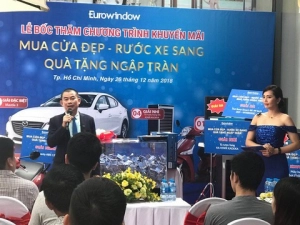  Eurowindow chi nhánh Hồ Chí Minh bốc thăm CTKM “Mua cửa đẹp – Rước xe sang – Quà tặng ngập tràn”