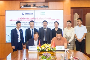  EUROWINDOW VÀ TẬP ĐOÀN XINYI (HONG KONG) KÝ KẾT THỎA THUẬN HỢP TÁC CHIẾN LƯỢC