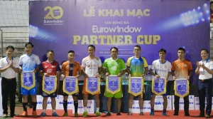  KHAI MẠC GIẢI BÓNG ĐÁ EUROWINDOW PARTNER CUP 2024, GÂY QUỸ THIỆN NGUYỆN CHO BỆNH NHÂN UNG BƯỚU TẠI MIỀN TRUNG
