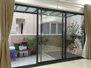  TOP 18 mẫu cửa nhôm 3 cánh &amp; Lưu ý khi lắp đặt