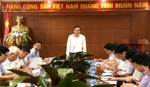 Lãnh đạo Thành ủy Hà Nội làm việc tại huyện Mê Linh và tới thăm Nhà máy Eurowindow