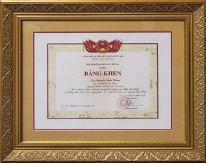  Bộ Xây dựng tặng bằng khen cho Tổng giám đốc Eurowindow