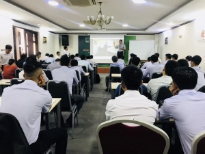  Đối tác Kommerling đào tạo cán bộ, nhân viên kinh doanh Eurowindow về sản phẩm profile uPVC