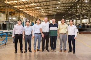  Đoàn lãnh đạo Stelong tới thăm nhà máy và tìm hiểu cơ hội hợp tác lâu dài với Eurowindow