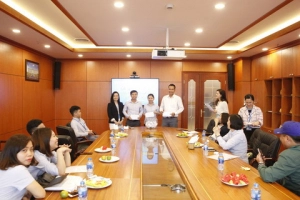  Bốc thăm và trao thưởng NVKD tuần 3 chương trình khuyến khích kinh doanh nhân dịp Vietbuild 2018