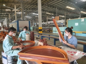  Nhà máy Eurowindow triển khai “3 tại chỗ” để thực hiện mục tiêu kép