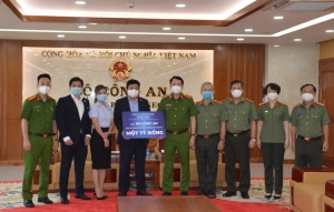  Eurowindow ủng hộ 1 tỷ đồng cho Quỹ phòng, chống dịch Covid-19 Bộ Công An