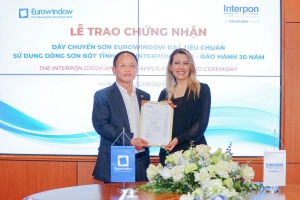  HÃNG SƠN AKZONOBEL (HÀ LAN) TRAO CHỨNG NHẬN DÂY CHUYỀN SƠN EUROWIDOW ĐẠT TIÊU CHUẨN BẢO HÀNH 30 NĂM