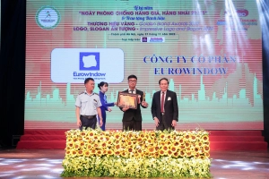  EUROWINDOW ĐÓN NHẬN DANH HIỆU "THƯƠNG HIỆU VÀNG 2022"